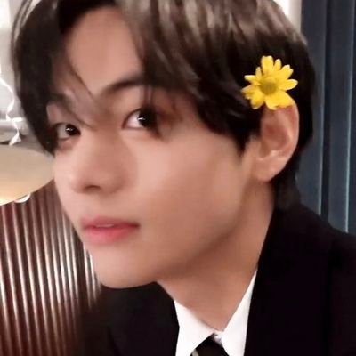teahyungteamo's profile picture. 