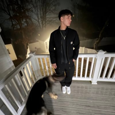 Ch33ch12's profile picture. 