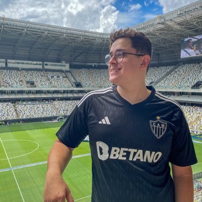 23 || Eng. de Computação 👨🏻‍💻 || Nerd apaixonado pelo @Atletico e pela excelentíssima @giovannarzf