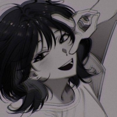 Mari_Everest's profile picture. 