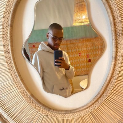 sambaloyi__'s profile picture. console.log(“here”)
