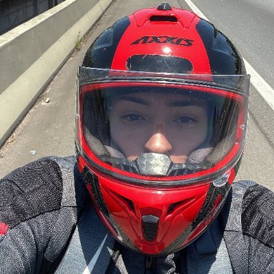 lucaguiarAl's profile picture. De um jeito sem jeito.