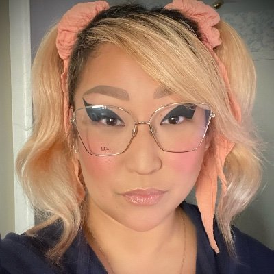 AndeYungMakeup's profile picture. 