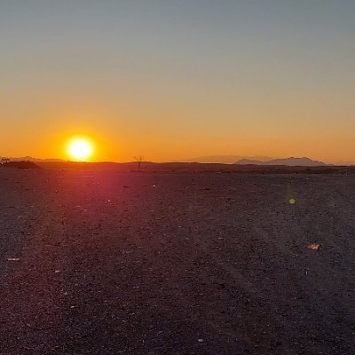 Emadrezaei12's profile picture. 