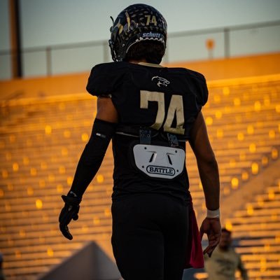 ATX 📍 CHS ‘ 24 | Football 🏈 OL / TE | Wrestling🤼 | Track 🏃🏾‍♂️ | 220lbs 6’3 | 4.06 GPA | NCAA ID# 2212737234