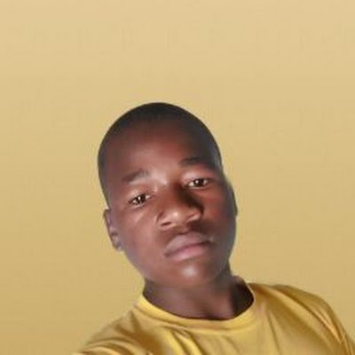 d_r_i_z_z_l_e_x's profile picture. 