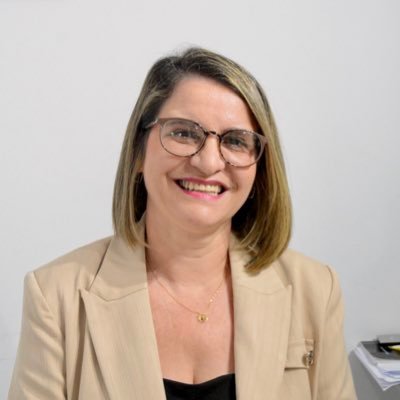 Assistente Social, Especialista em Gestão Pública - EGMA, Mestranda em Políticas Públicas - UFMA. Presidente da Fundação da Criança e do Adolescente - FUNAC.