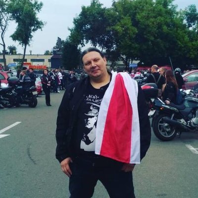 вакаліст N.O.Ž. і Gods Tower, змагар з бюракратыей і мяшчанскім мышленнем, лібертарыст, андэрграўндны пісьменнік і паэт, кінематаграфіст і актыўны грамадзянін.