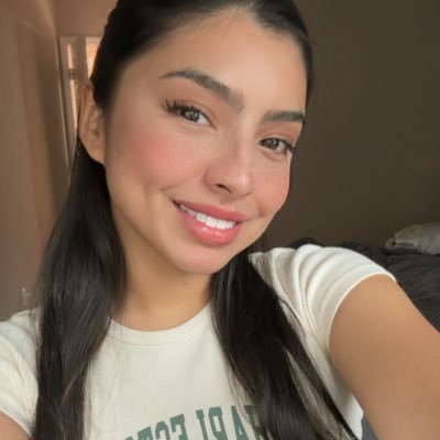 milylooser's profile picture. 24🦋