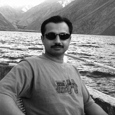 Skyqeepr's profile picture. Knowledge enthusiast , dream of walking on Clouds