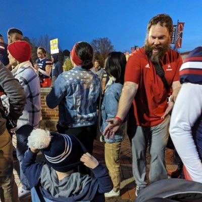 University of Richmond Defensive Line Coach. Love waking up coaching the great game of football and the life lessons it teaches young men! Hungry = Dangerous