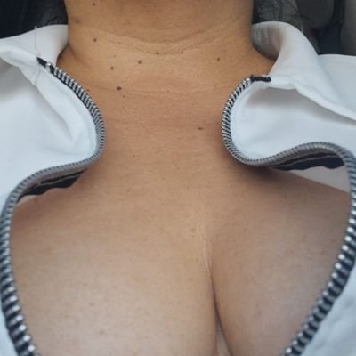 ammedai's profile picture. Somos pareja, yo con permiso de disfrutar,el solo observa, nos gusta divertirnos y vivir nuestra sexualidad en total  libertad,
Ambos atendemos la cuenta, RT