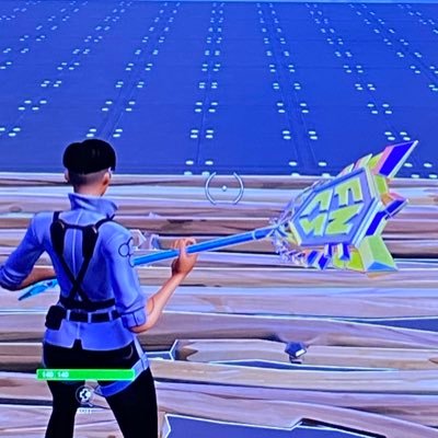 Fortnite gamer. Twitch- Agentfresh58 go follow much appreciated if you do.