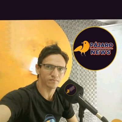 ●Cantautor Católico 🎸🎶

●Periodista Deportivo🎤🎧 📰⚽

●Amo lo que hago, haciéndolo  con alegría y profesionalismo...
#PájaroNews