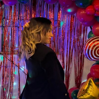 anabellusmile's profile picture. Having a pretty face with a nice ass and intelligence is crazy yet here I am ☁️