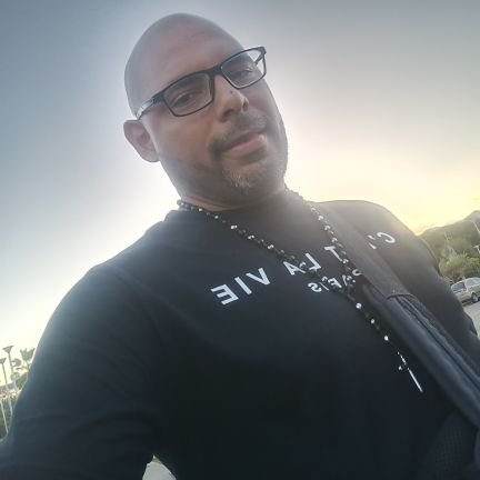 JMiguel2609's profile picture. NUEVA CUENTA:
La anterior fue suspendida por desacuerdos con X
1.88.
40 años.
y tú qué buscas?

sigo en Venezuela.
vive bién solo una vez