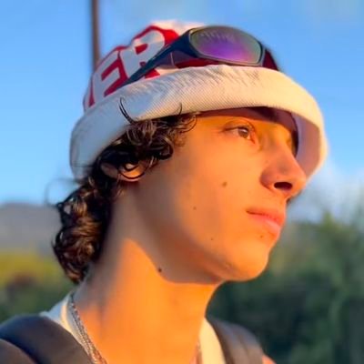 trindxq's profile picture. no entiendo twitter