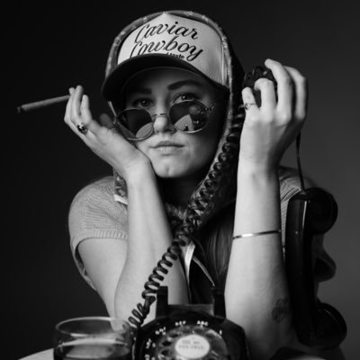 ZoeCumminsMusic's profile picture. Singer/Songwriter