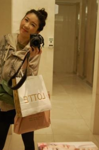 ynbxnty1's profile picture. 컴퓨터/기차여행/온천/동물원 과외/책읽기/잡지/라디오듣기/애완동물/무교/맞팔은언제나열심히!^^/영화공연쪽관심多/사회학전공/목동