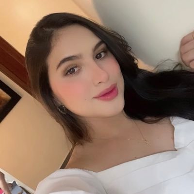 Karlazambrano29's profile picture. 24. Psic. 🔱✨🤍