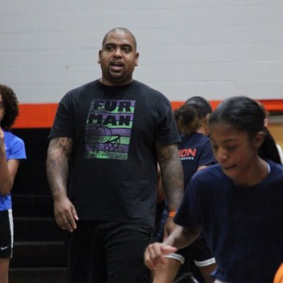 Husband/Father/@FGBvsEveryone Coach/Director 🙎🏾‍♂️ | 📷 CarlVision | Market Recruiter - @JoinCellular | Sneaker Connoisseur 👟 | RIH @CoachRichGerst | 🇭🇹