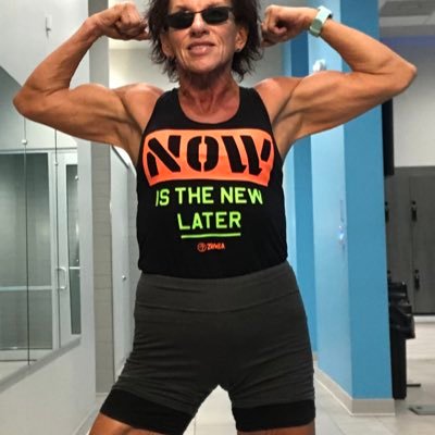 bebelambertDeb's profile picture. 😉🏋💪🏃#lifestylechange#120poundwtlosspost11yrs #retired #boxing#mma#bodybuildingcompetition#fit&sexy64yearold #strongenoughtokickyourass
