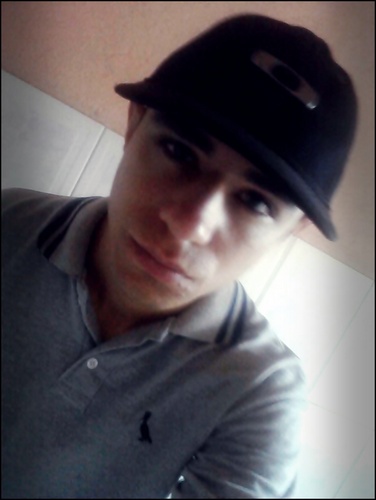 '   NAKELE NAKELE NAAKELE PIIKE EM :D

http://t.co/6OcsvvEIhd