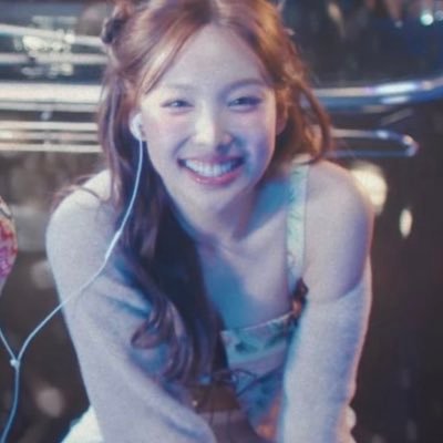 雑食垢🫰🏻 TWICE ナヨン推しのオールペン🍭 その他IVE/aespa/newjeans/LE SSERAFIM/NMIXX/Niziu/ITZYも推してます♡