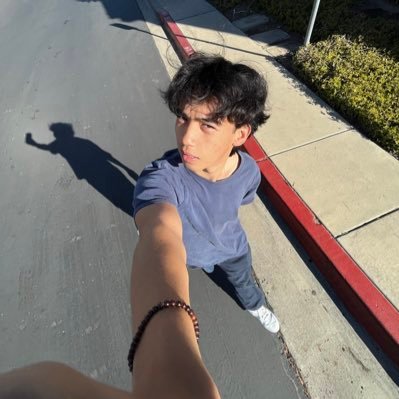 epughhh's profile picture. i love chomps