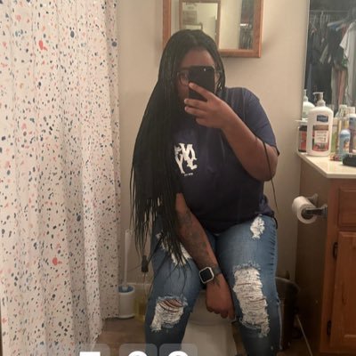 trvndinggtopic's profile picture. God First ✍🏾 Popular loner 🧠