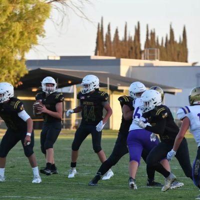 Hilmar High School C/O ‘27 |3.3 GPA| OT/DL|6”1 1/2 265lbs|Email: hectoranm27@gmail.com