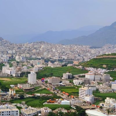 احب اني اشوف بلدي اليمن العزيز العنيد  في صفوف العالم بقدراته وشموخه وعزته  واستقلاله