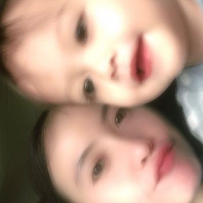 candrawson's profile picture. 