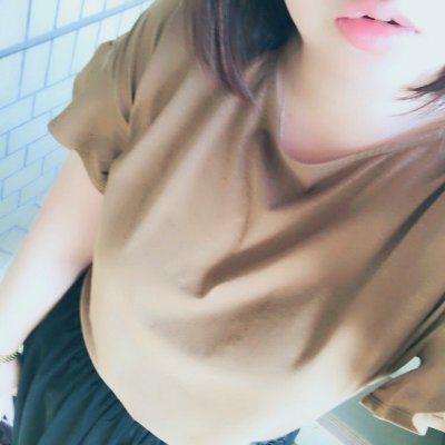 気になったらフォローするね♥すぐに潮吹きしちゃう敏感なひと。頑