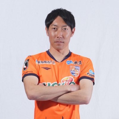 SCシクス→三菱養和→早稲田大学→愛媛FC→大宮アルディージャ→愛媛FC→AC長野パルセイロ 8