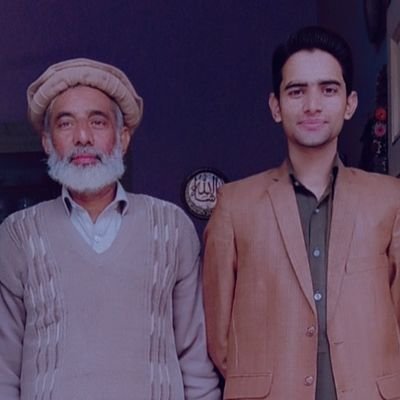 m_hassanzeb's profile picture. غنی روغوندی مسکې شو بیا یې اویل . . .
هرسړی سره به څنګ کی خپل جانان وې🌸