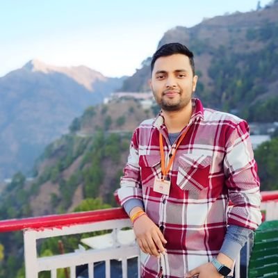 PAWANKUMAR_1999's profile picture. अकेले रहना____नकली लोगों से घिरे रहने से बेहतर है। 😊