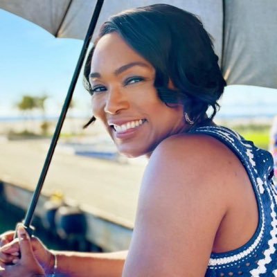 God is good. Music is life. #angelabassettStan #911