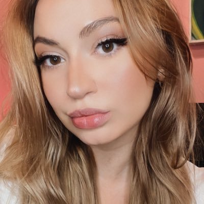 RevellieJessica Profile Picture