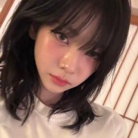 r (@jenyeoncart) 's Twitter Profile