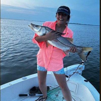 emileesims12's profile picture. 