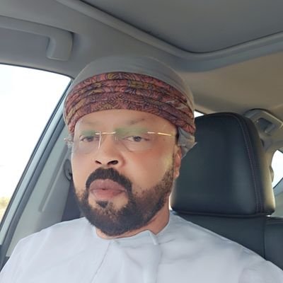 🌾 كُن صادقًا مع نفسك قبل الآخرين؛ فالله يعلم ما في الصدور ويُحاسِب على النوايا. تواضع وتحلى بالإخلاص في أعمالك.