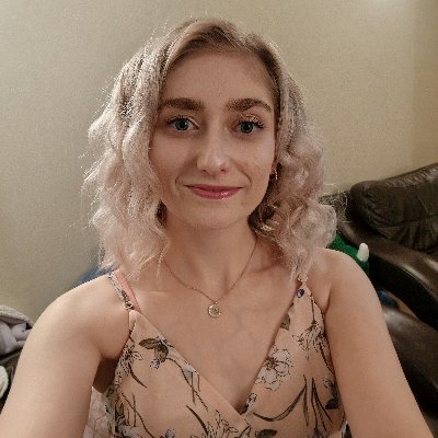 HollyT_24's profile picture. 26~Aspiring actress~Theatre Front Of House 💖