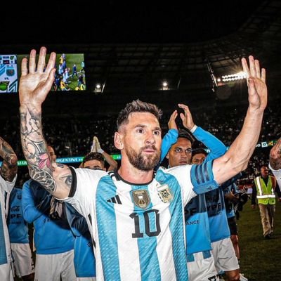 Messi
NACIONALISTA
Cristiano ✝️