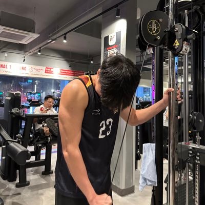 dek4i_'s profile picture. aspiring swe - learning and exploring tech