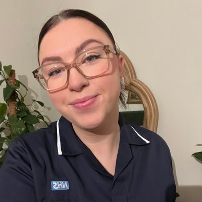 Charge Nurse, Woodbank PICU, Stepping Hill. 🌺