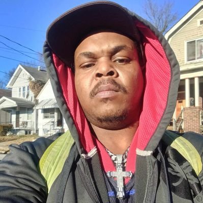 williambay9273's profile picture. 