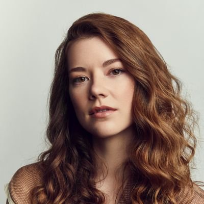 molly_kunz's profile picture. actress. mother of wolves.

instagram: molly.kunz