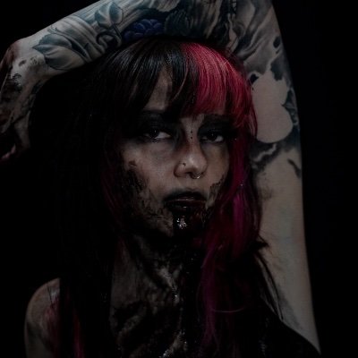🏳️🌈 kae. she/her. a lover of my dog and horror games. i once ran a red light on the way to the library.