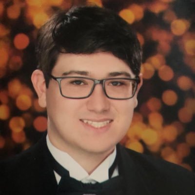 @Cronkite_ASU ‘27 | @CronkiteSports digital reporter 📝 | @WCCrawdads team digital reporter & twitter 📝📱 | @TLWshow host 🎙️
